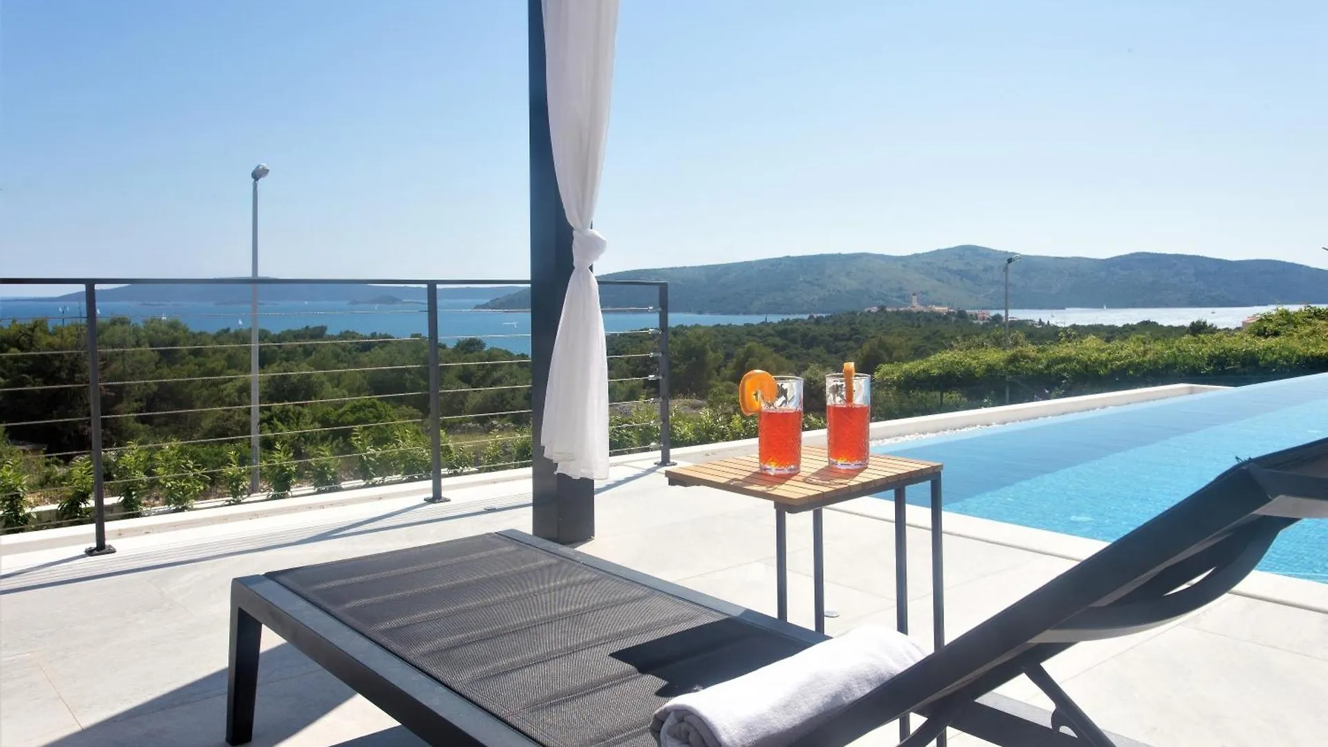 Villa Excellence Seget Vranjica 0*,  Croatia